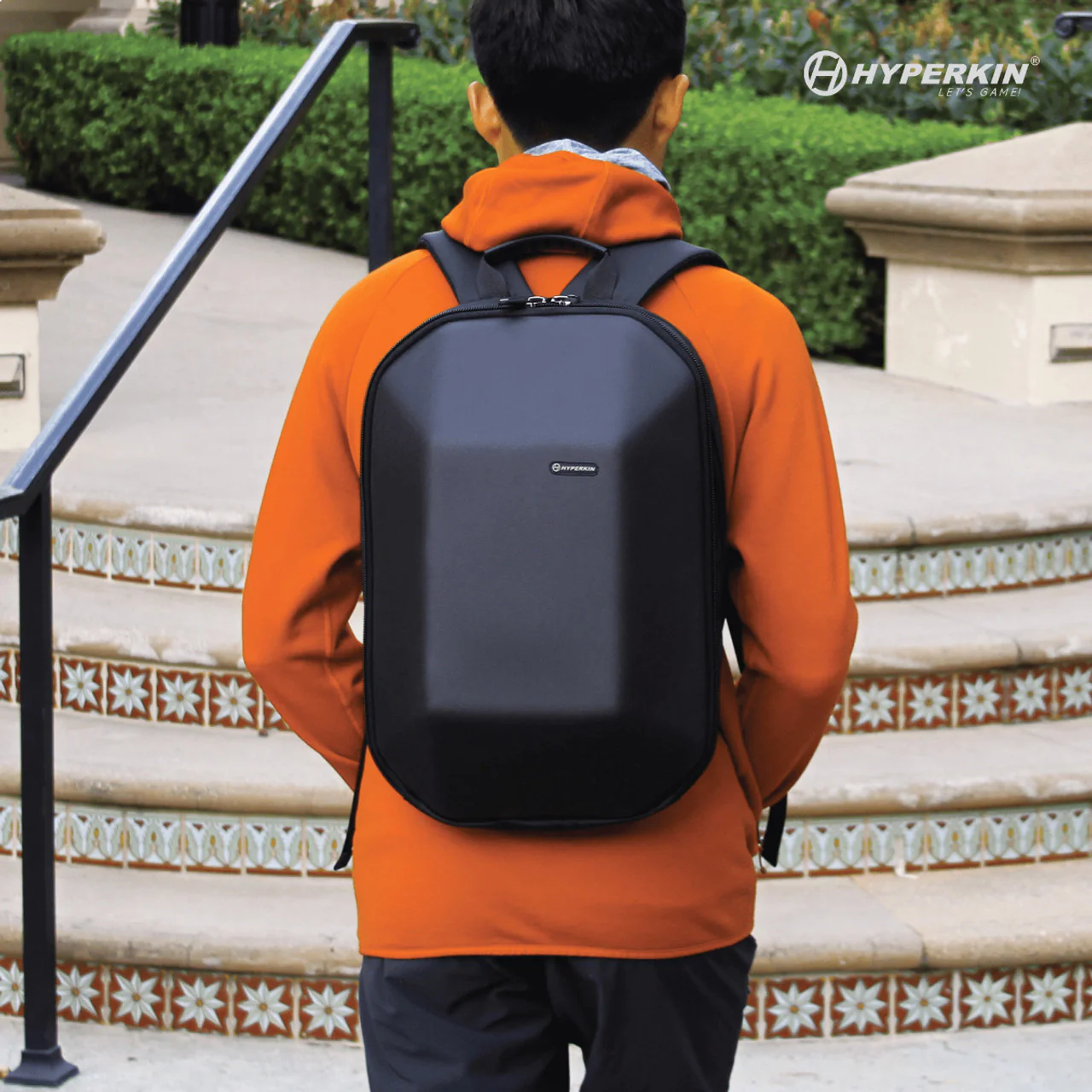 Hyperkin Otherworld VR Headset Storage - Image 6